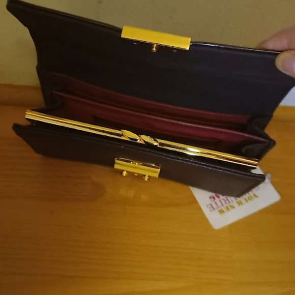 Clarks 'Rico Chantal Burgundy' Combi Wallet - Stylish Purple, New with Tags! - Picture 2 of 16